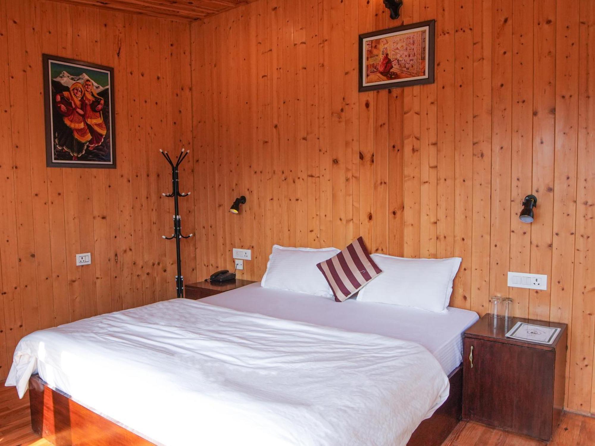 Thehimalayanliving Whistling Pines 호텔 무크테슈와르 외부 사진